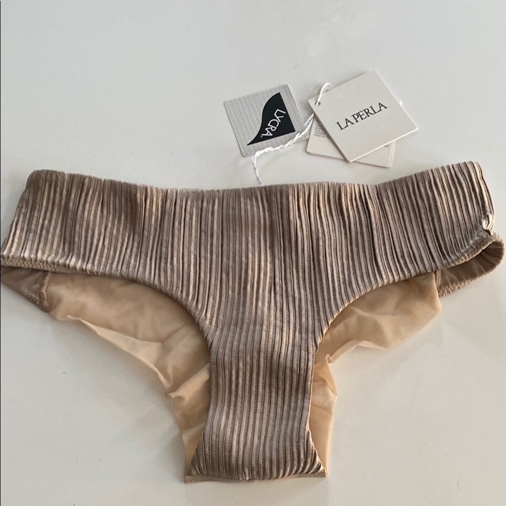 BEAUTIFUL LA PERLA MADE IN ITALY BEIGE PANTY W/MESH- SMALL!